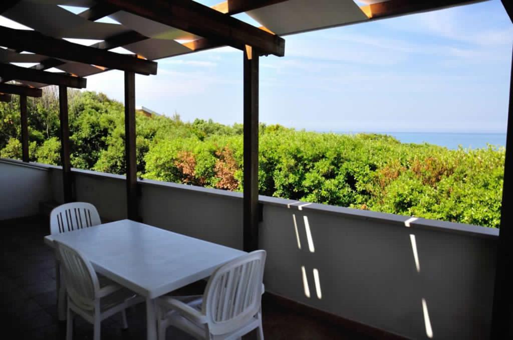 Residence Villa Clara Сан-Винченцо Экстерьер фото